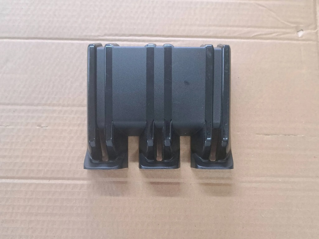 фото №1, Skoda kamiq lift заглушка решетка радара