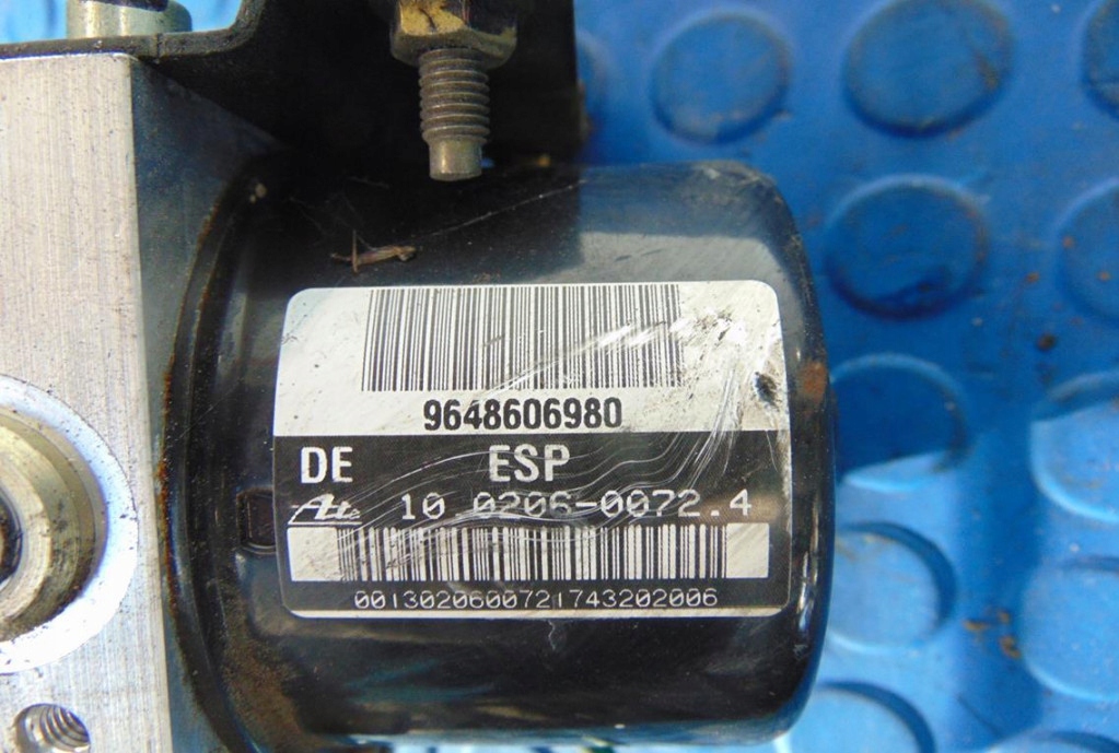 фото №6, Citroen c5 i 2.0 насос abs 9648606980 10.960-1128.3