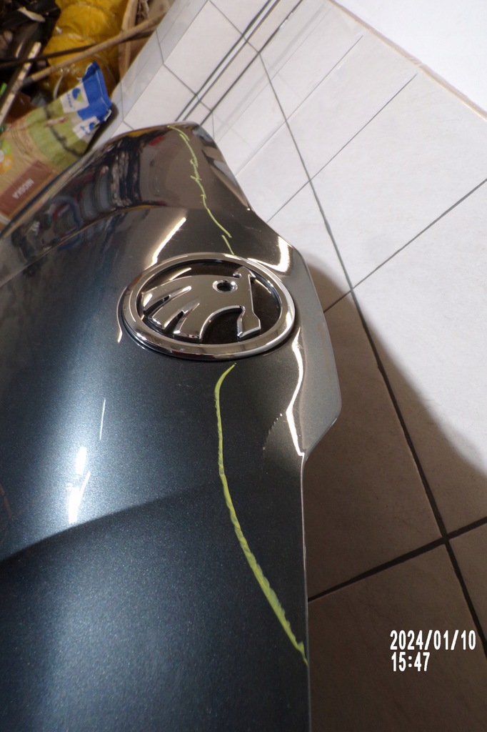 фото №5, Капот skoda kodiaq leszno rawicz пошкоджена ko емблема