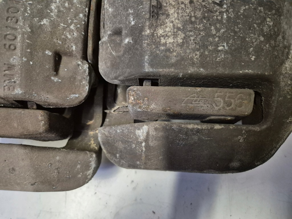 Bmw e65 740d 4.0 d m67 супорт гальмівний скоба перед правий 60/30/348 556 Оригінал