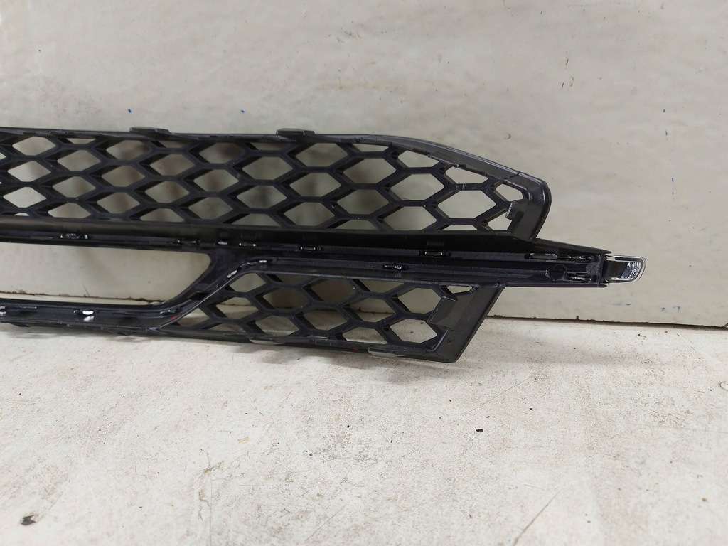 фото №7, Audi a3 iii s3 8v3 s-line решётка бампера правая