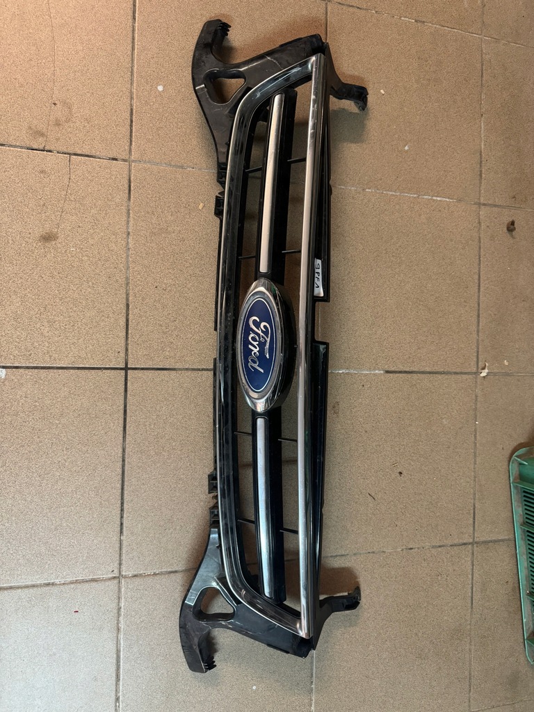 фото №1, Ford mondeo mk4 lift решётка радиатора решётка радиатора оригинал