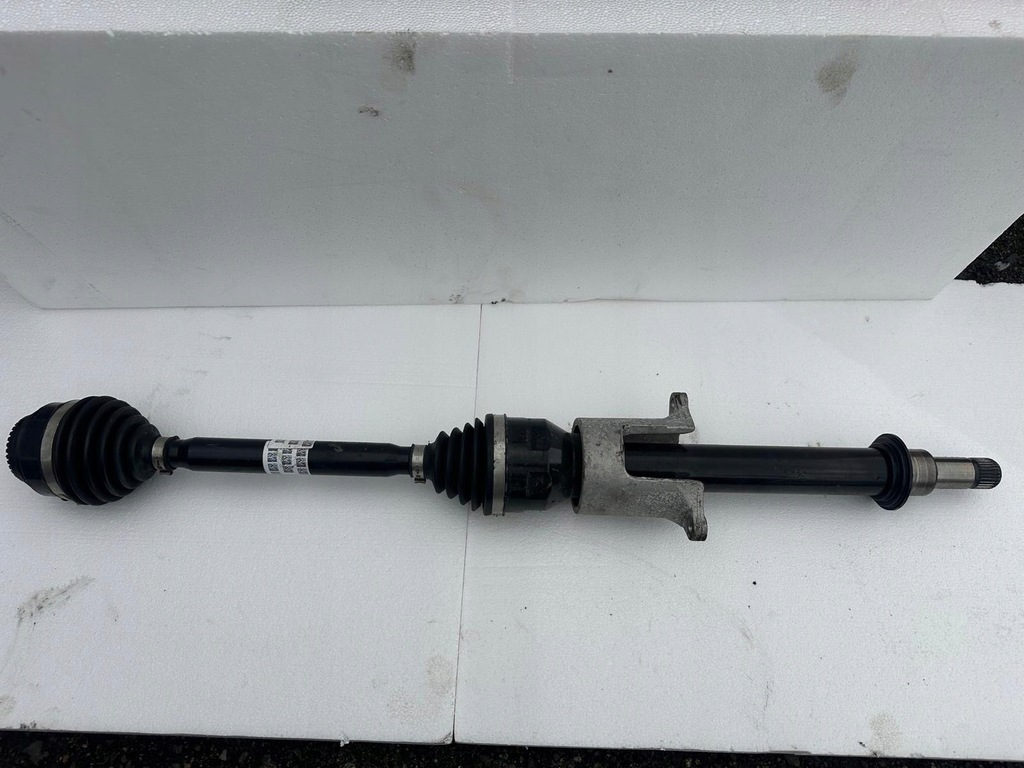 фото №1, Bmw x1 u11 приводной вал левая перед передняя оригинал 9884798