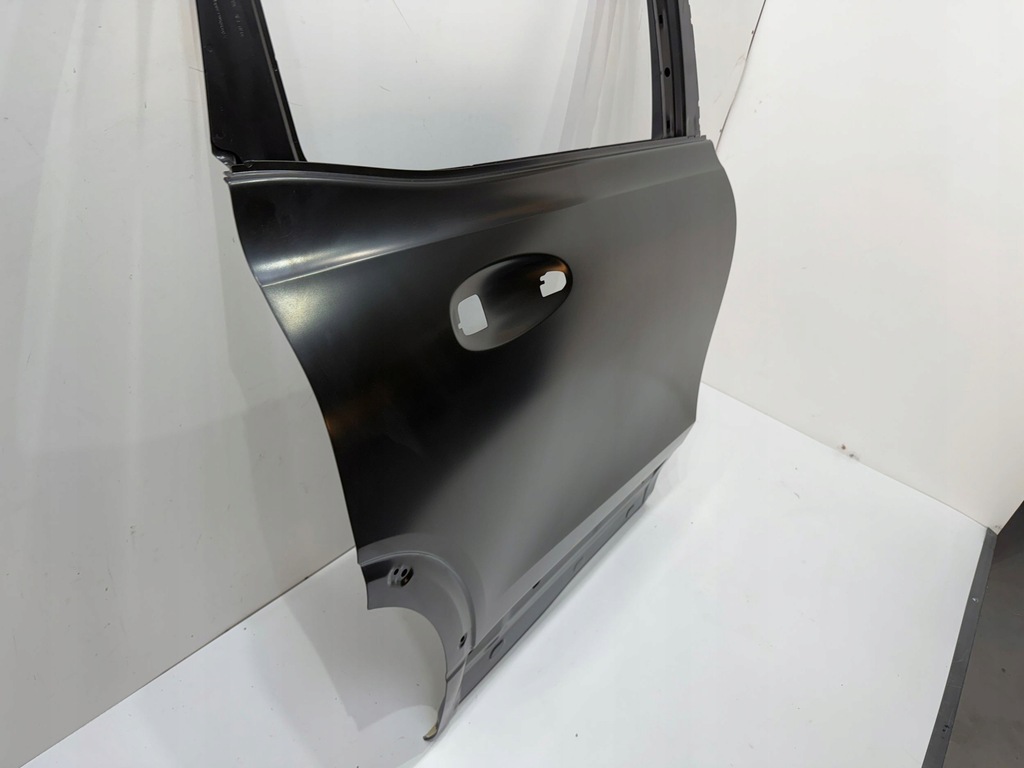 фото №6, Mercedes glb x247 a247 w247 дверь задняя задние правое nowe oryg идеальное состояние