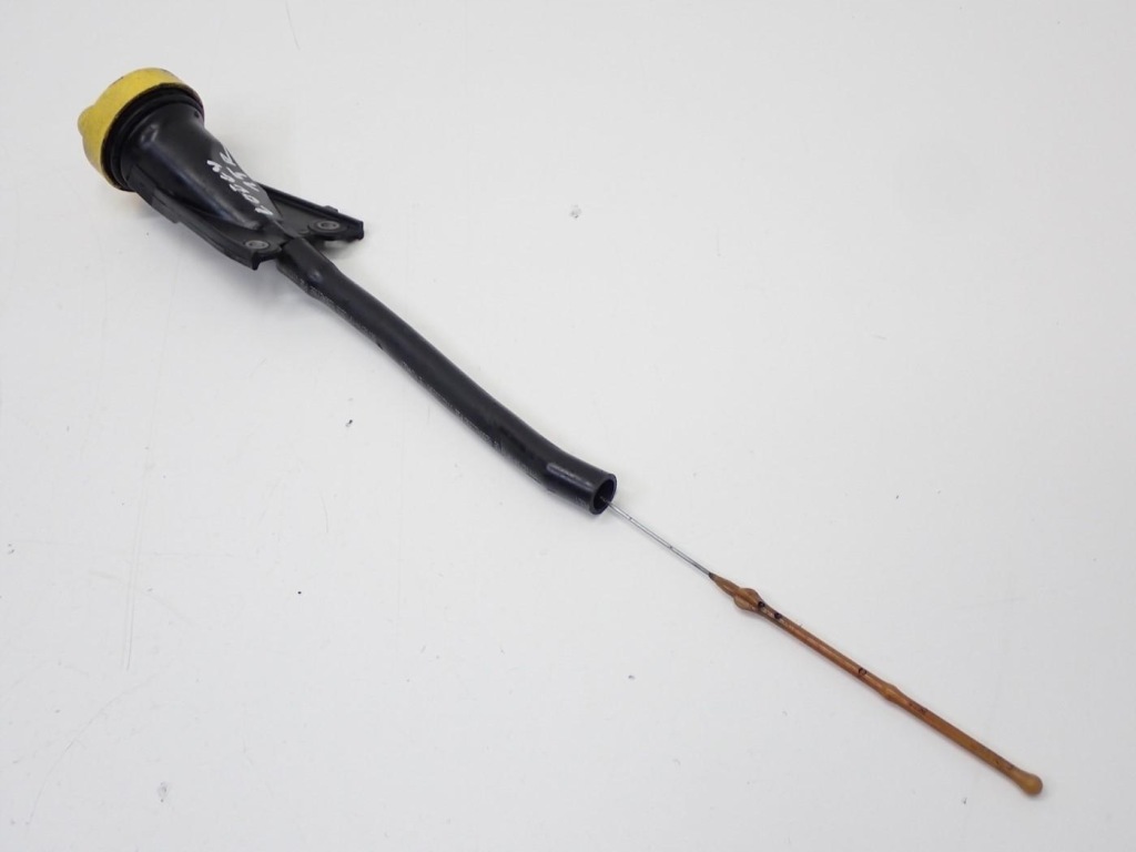 фото №1, Щуп щуп масла оригинал 8200722806 dacia lodgy 1.5 dci 15r