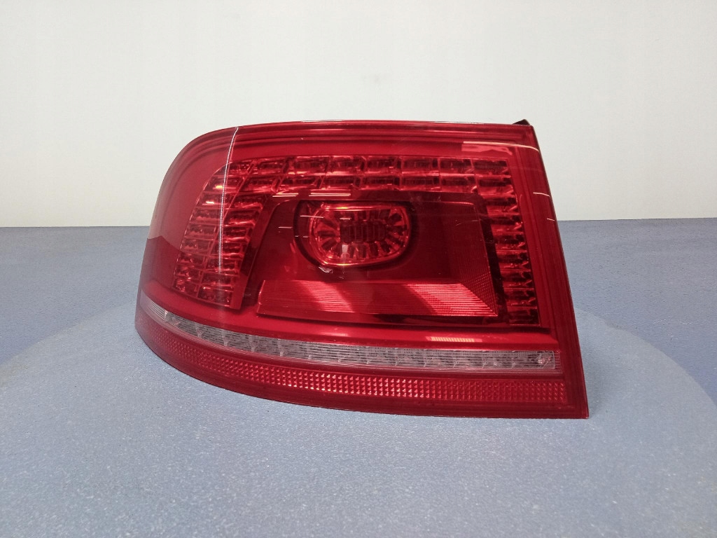 фото №1, Vw phaeton lift лампа задняя левая задняя наружная 3d0945095h