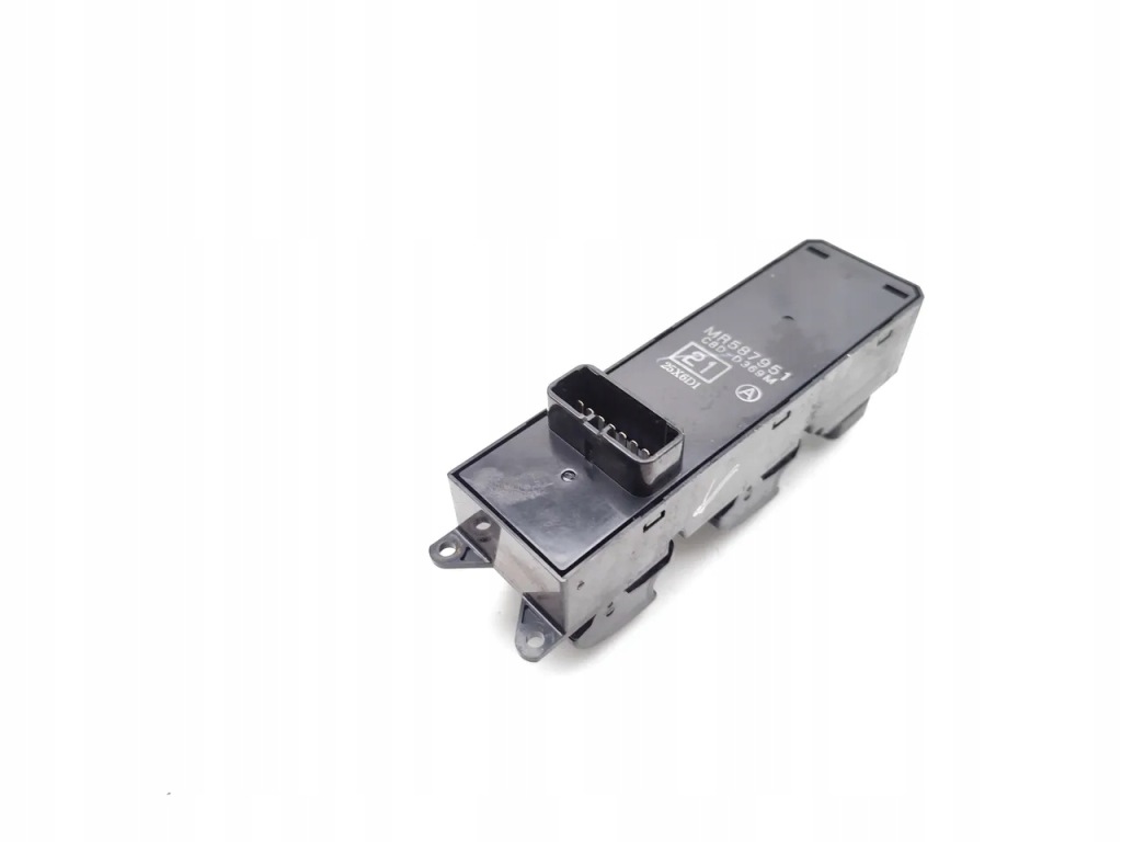 фото №13, Mitsubishi l200 кнопки вікон 2007 pickup 4/5dr mr587951 c8d-d369m 04-07