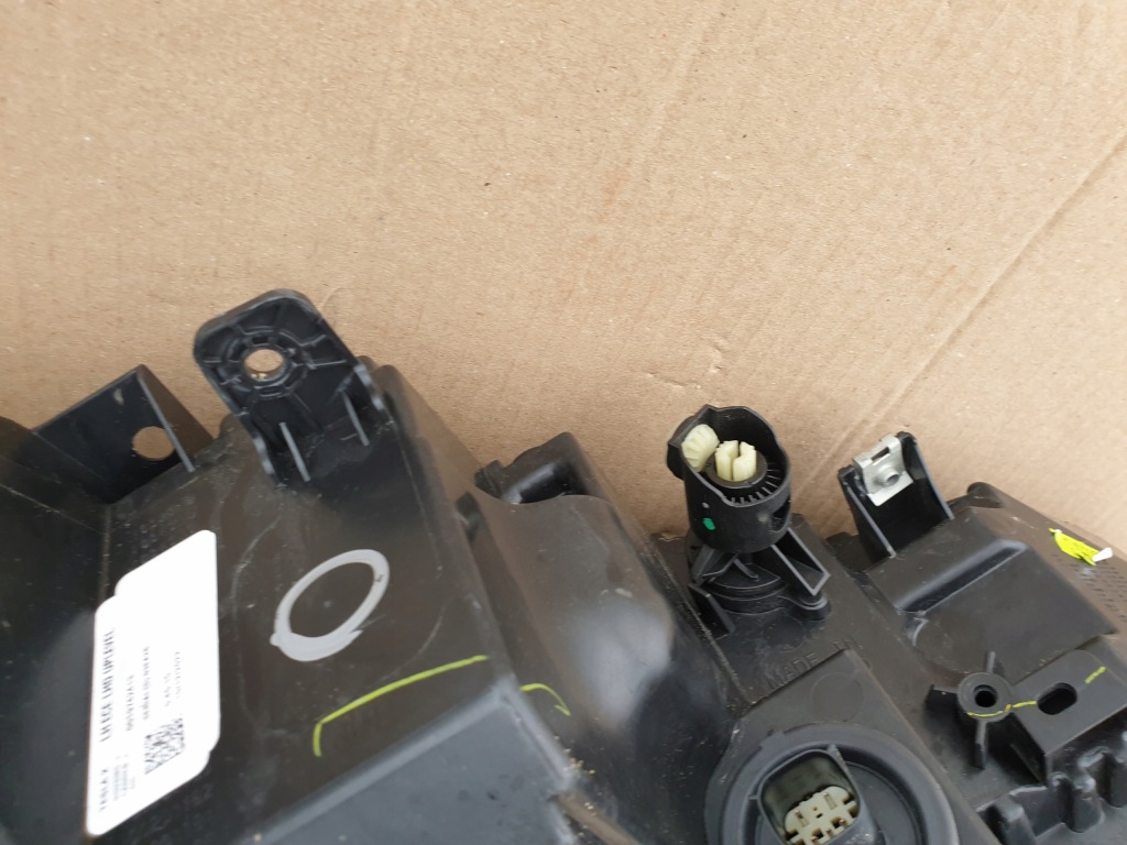 Tesla model x modelx led лампа передня перед ліва в Україні