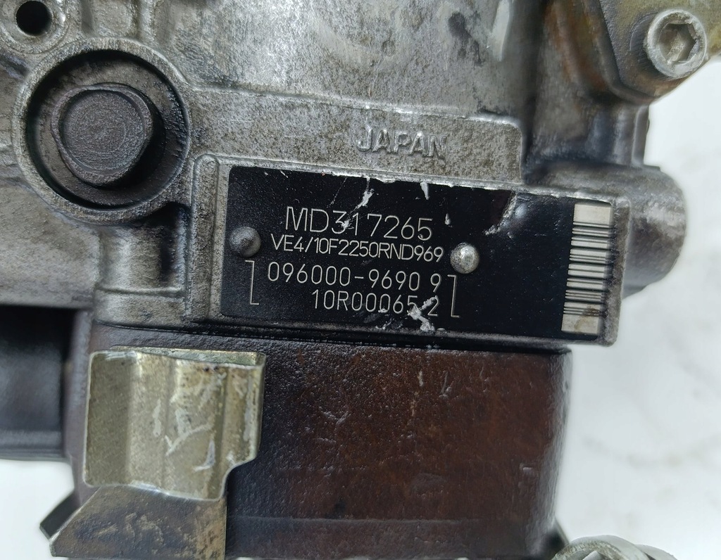 фото №6, Насос упорскування mitsubishi lancer v 2.0 d md317265 / 096000-96909