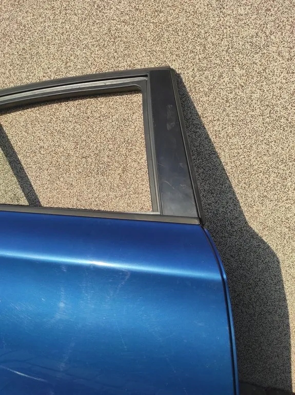 фото №6, Bmw 1 e81 e87 2008 двері правий задня