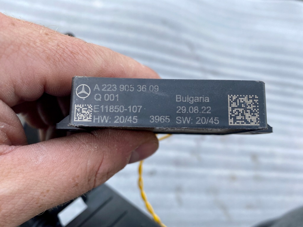 фото №9, Mercedes eqs v297 напрямна бампера задня a2978856102