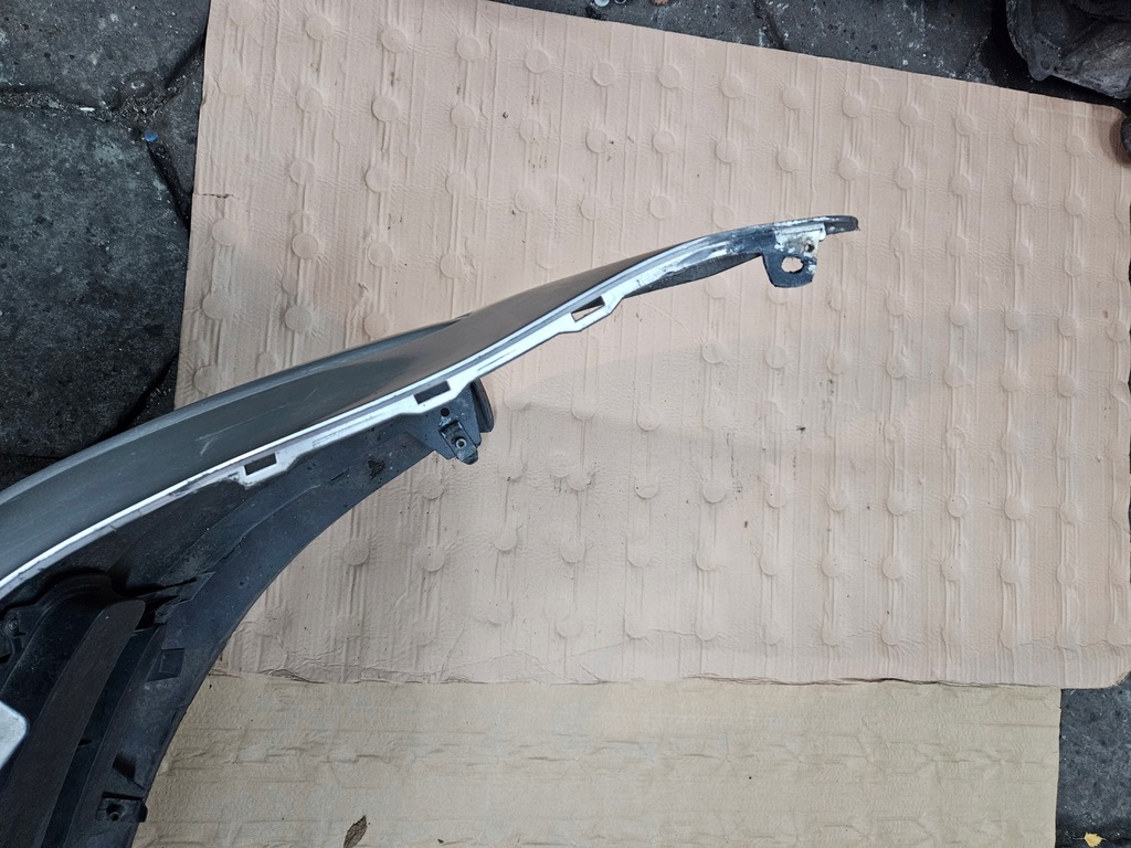 фото №9, Toyota avensis t25 03-06 бампер перед 1c0