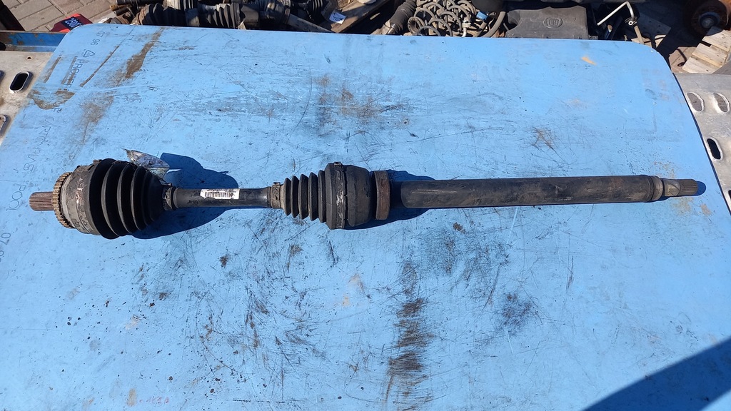 фото №1, Приводной вал правая volvo s60 v70 ii 2.4 d5 163km