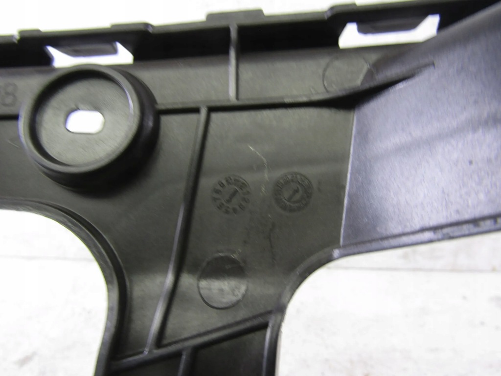 Audi q5 ii направляющая бампера правый задняя 4m0807454a Киев