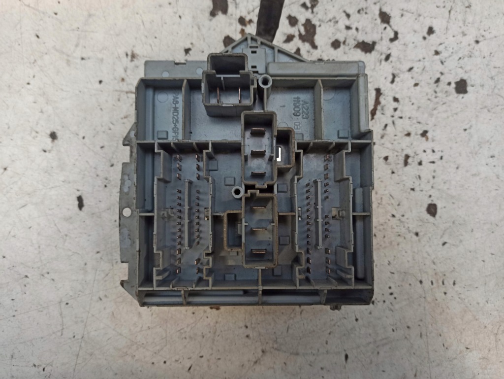 фото №1, Peugeot boxer ii коробка предохранителей 1332043080