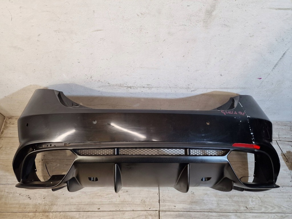 фото №1, Бампер диффузор alfa romeo giulia qv qudariofoglio оригинал
