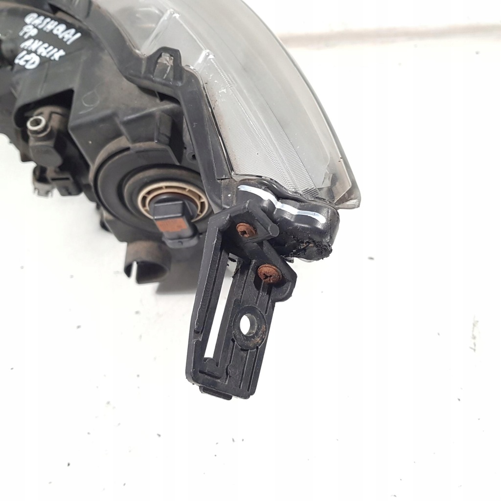 Фара правый  правый перед led qashqai 2 100-18014 Оригинал