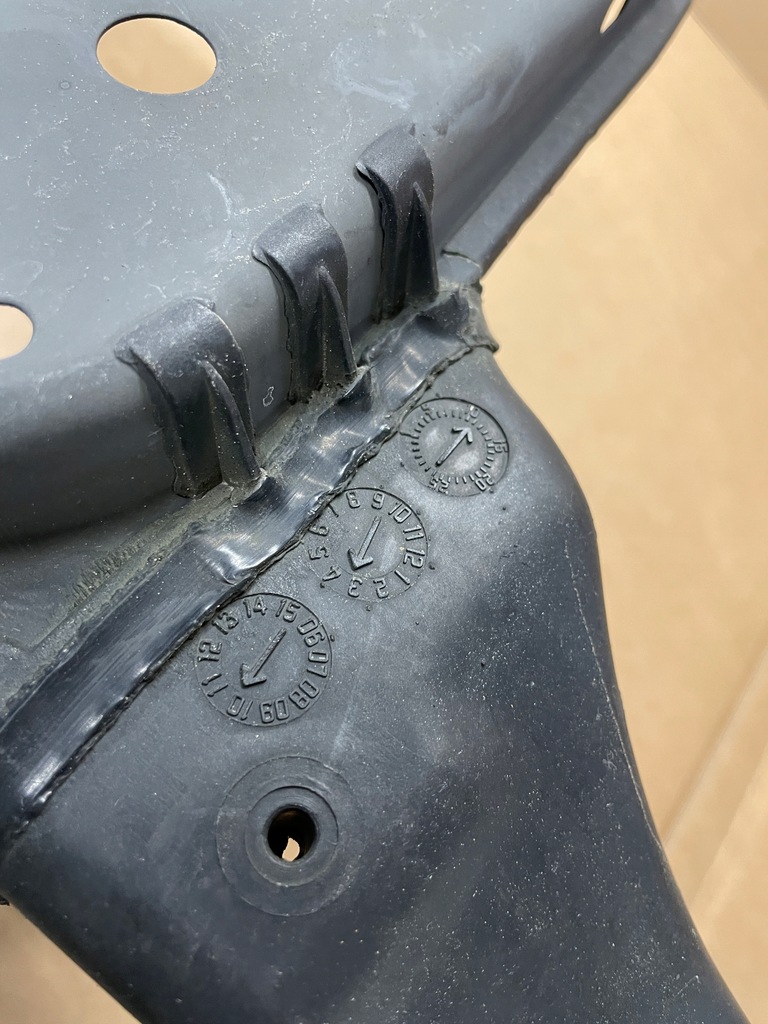 фото №10, Kia carens iii 06-12 pas передній підсилювач