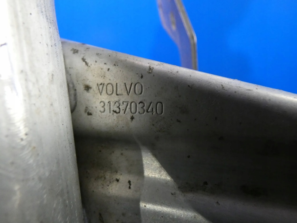 Volvo v40 ii v60 s60 1.6 d2 труба шланг інтеркулер Ціна