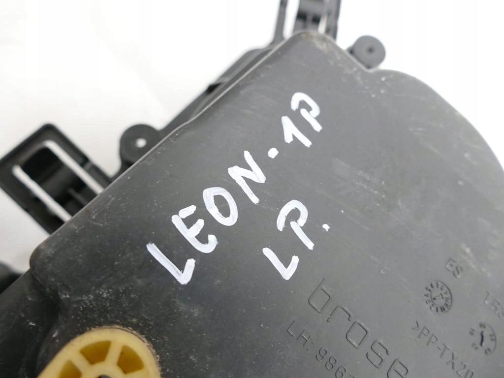 фото №8, Механізм підйомник скло seat оригінальний номер 1p0867435