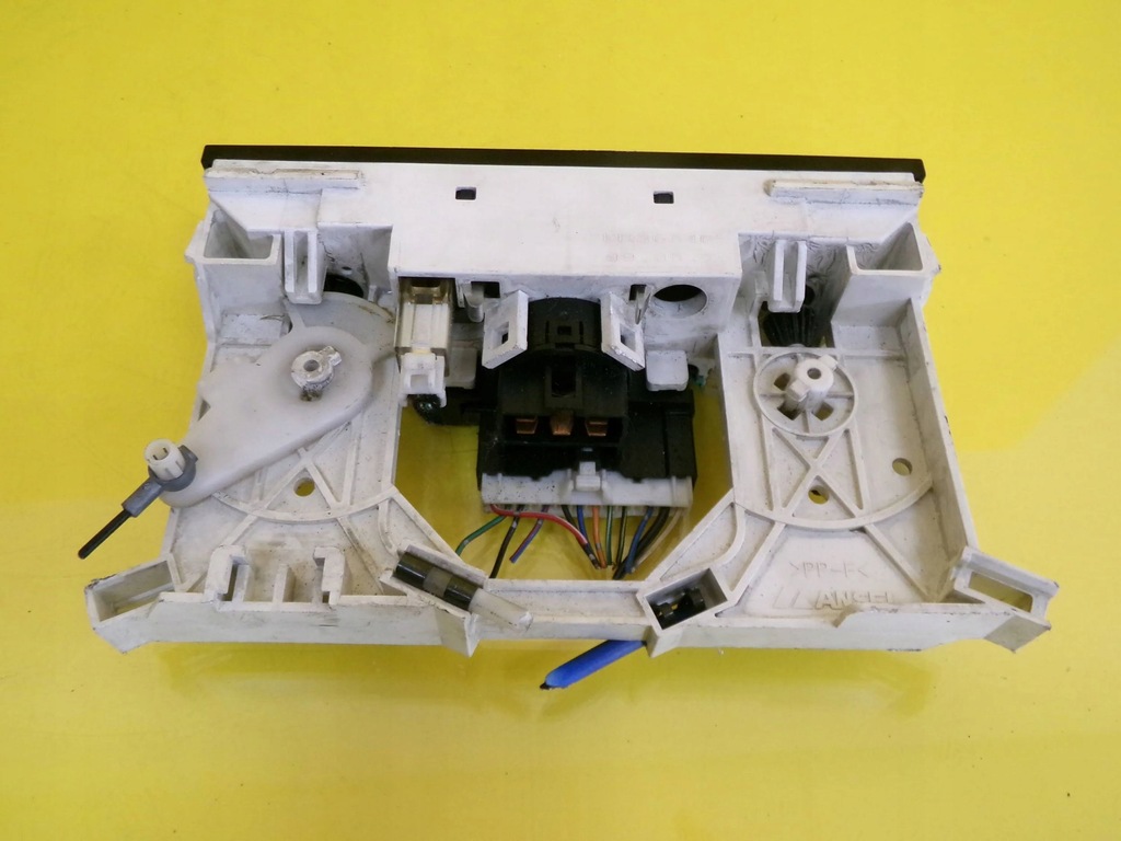 фото №6, Панель керування обдув кондиціонера mitsubishi carisma mr360465 nr966