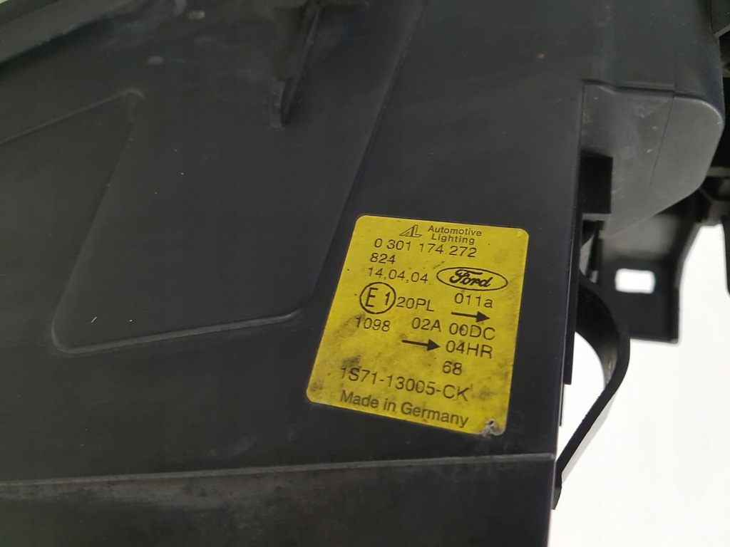 фото №9, Лампа правая передняя ford mondeo mk3 0301174272