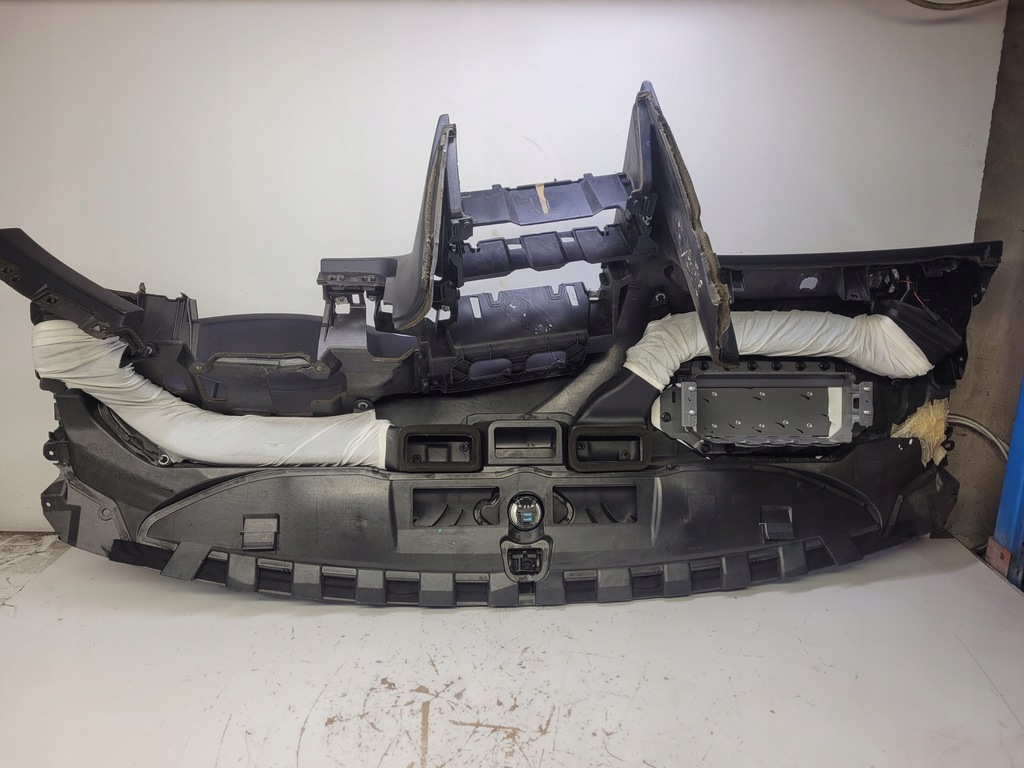 фото №9, Панель приладів панель приладів консоль audi a6 c6 4f1857041r europa