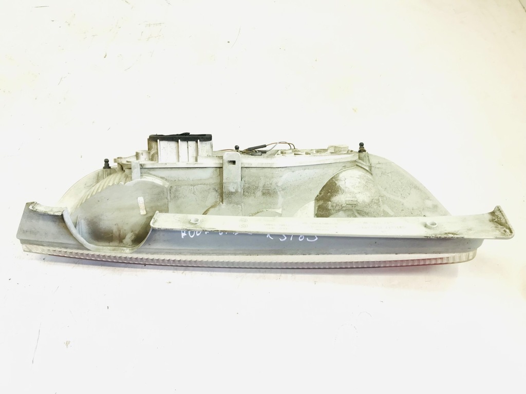 фото №9, Skoda roomster 5j 2008 левая сторона лампа задняя