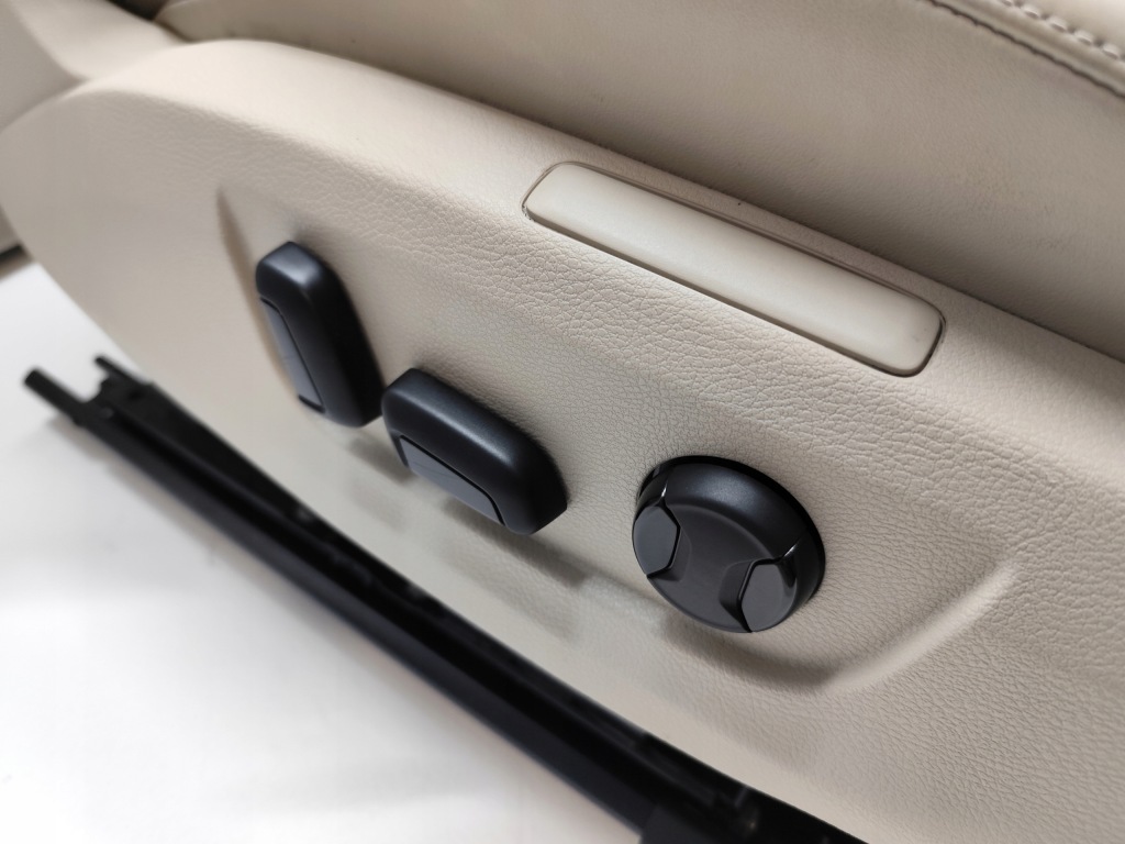 фото №9, Skoda superb iii kombi laurin&klement сидіння заднє сидіння тунель обшивки комплект