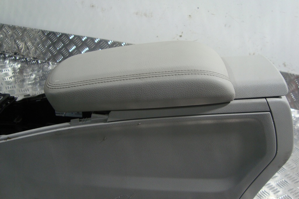 фото №10, Подлокотник туннель средний бардачок szary mercedes w246 b-klasa 11-18