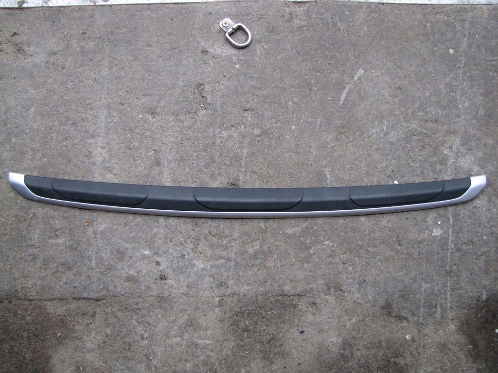 фото №1, Volvo xc40 - молдинг накладка заднього бампера задня