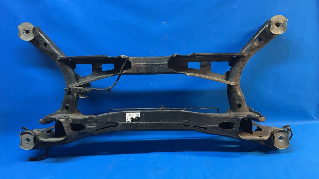 Купити Vw passat b8 variant 19 r 1.6tdi 88 kw балка підвіска задні 3q0505235 t