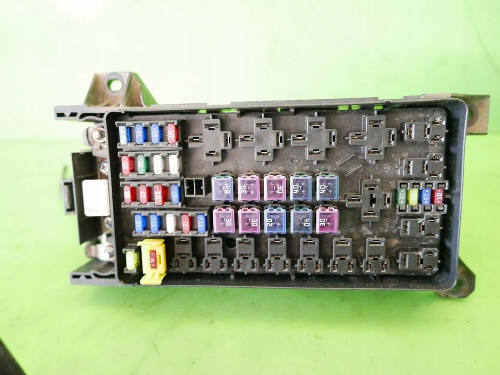 фото №9, Коробка запобіжників kia carnival i fl 2.9 crdi