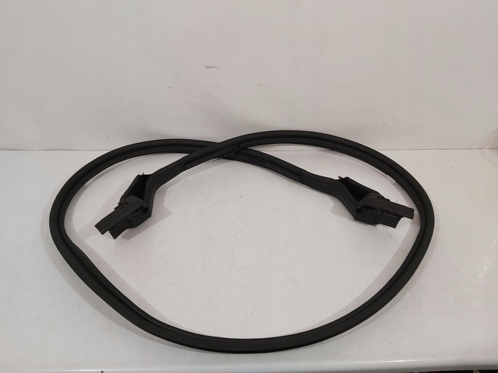 фото №1, Прокладка крышки багажника mercedes slk w172 a1727500800