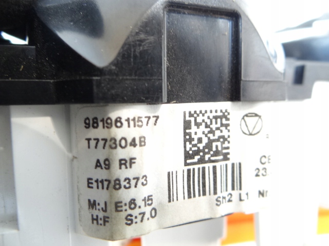 фото №8, Peugeot 208 i панель кондиционера обдув 9819611577