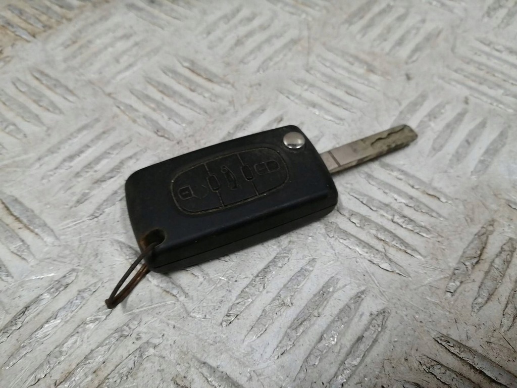 фото №1, Partner berlingo ii iii ключ ключ pilot