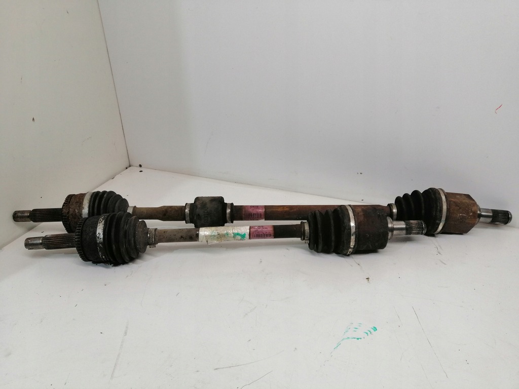 фото №1, Kia rio iii 1,1crdi приводной вал комплектная левая 2011-