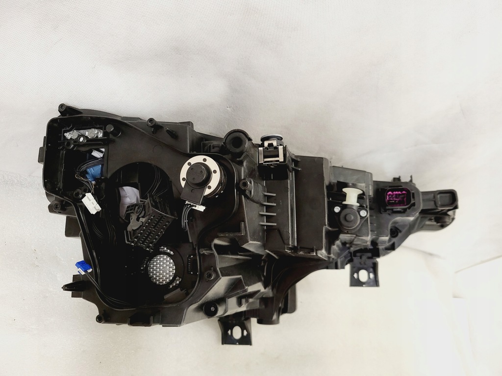 фото №14, Audi q8 sq8 лампа matrix 4m8941035 4m8941036