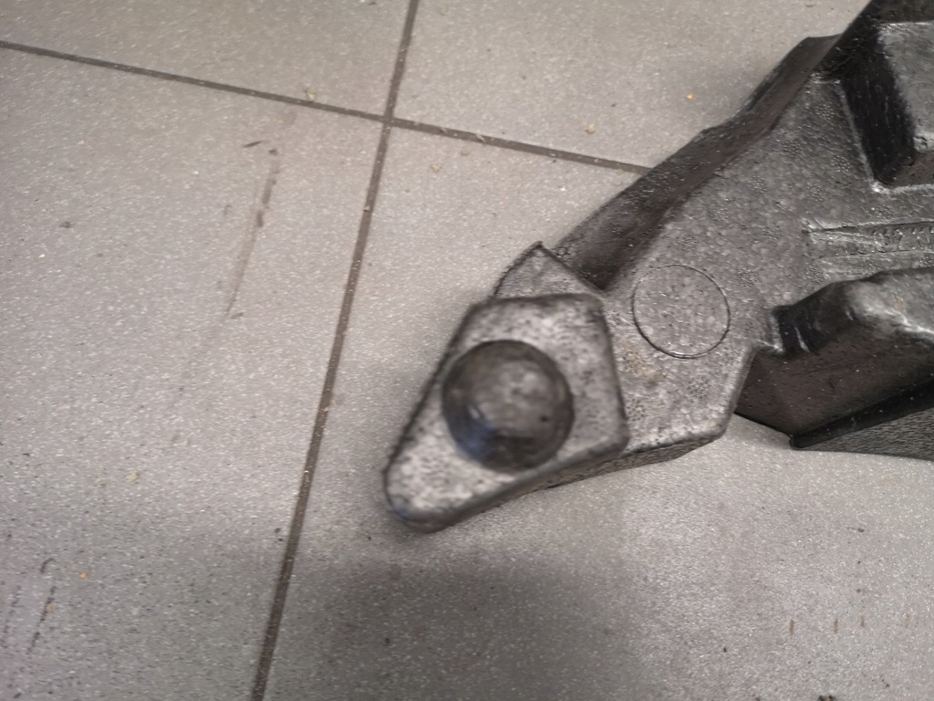 фото №10, Вкладиш інструментальний vw touareg 7l0012113