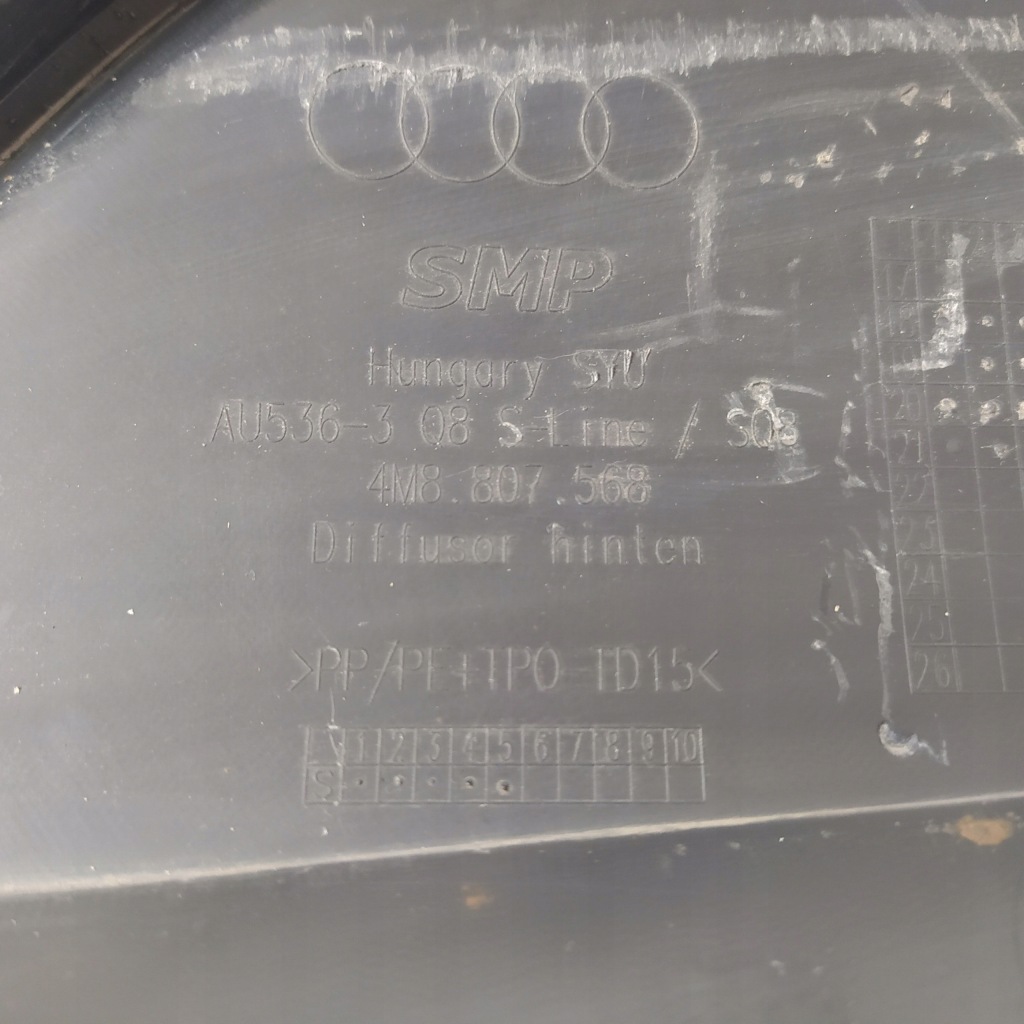 фото №11, Audi a8 4m8 s-line накладка спойлер бампера заднього задня 4m8807568