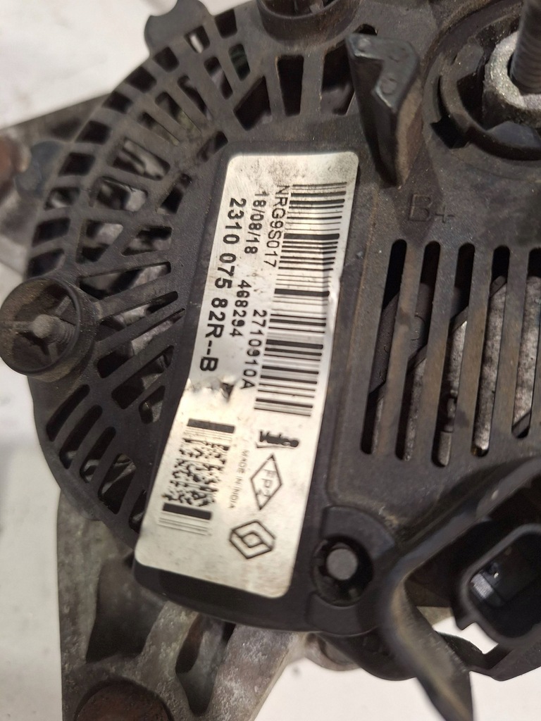 фото №5, Генератор 231007582r renault sandero ii lift 1.0 sce 16-