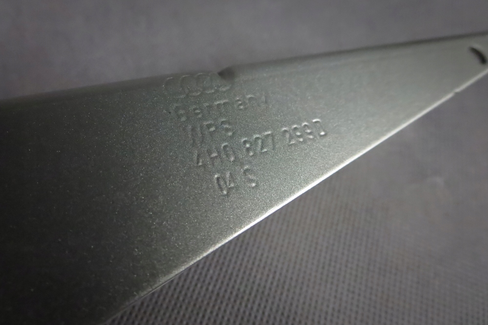 фото №7, Петля задний крышки audi a8 s8 4h 4h0827299d