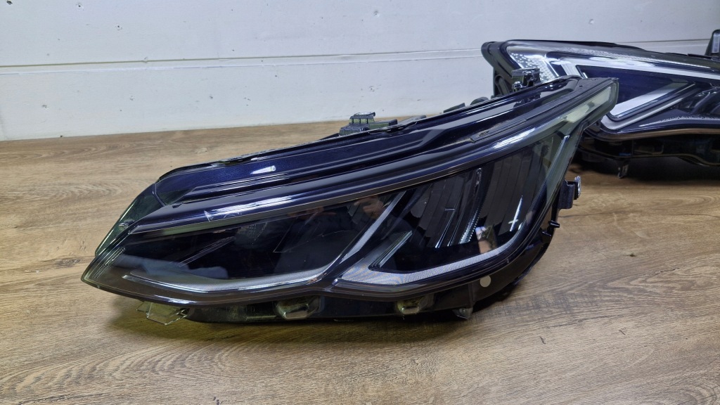 фото №1, Vw golf viii 8 5h лампа передняя левая led 5h1941005b