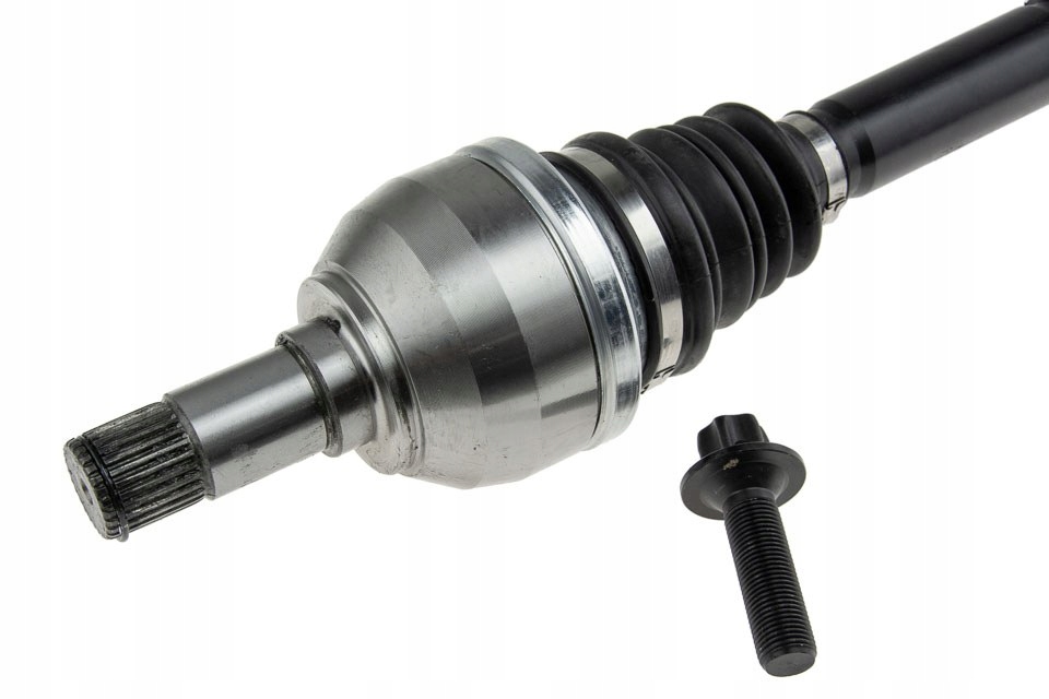 фото №1, Приводной вал приводная mercedes a w176 a180cdi 12- /левая/