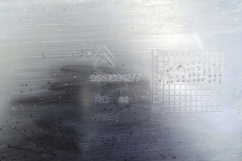 фото №9, Спойлер накладка бампера задня citroen c5 iii 9652094277