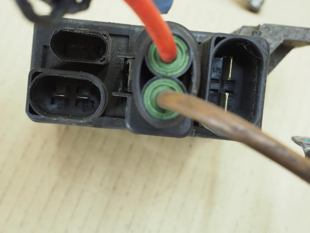 фото №11, Vw transporter t5 модуль блок керування вентиляторів 7h0919506d + електропроводка