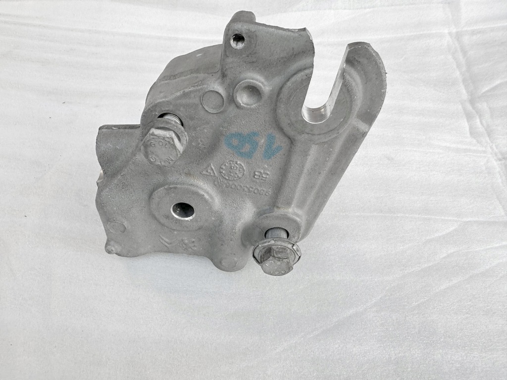 фото №1, Кронштейн двигуна 9805300880 toyota proace 2,0d4d оригінал