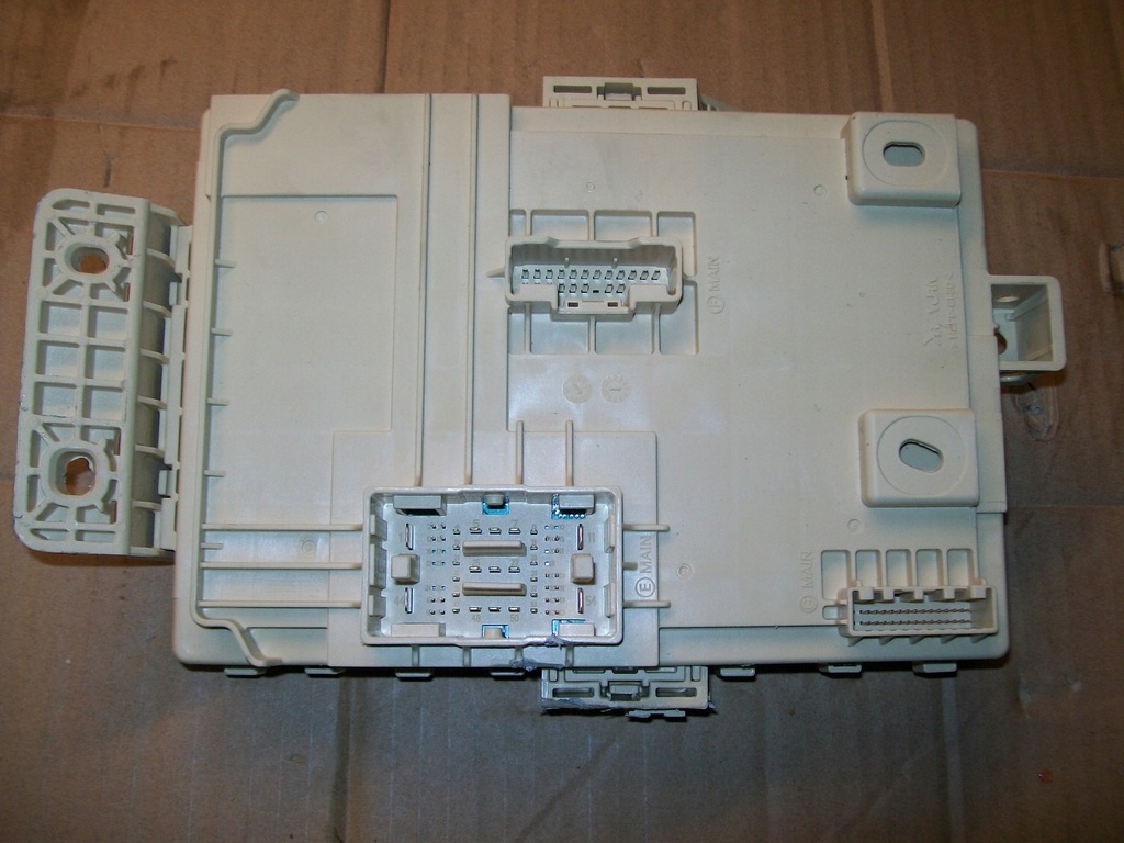 фото №1, Kia xceed коробка предохранителей