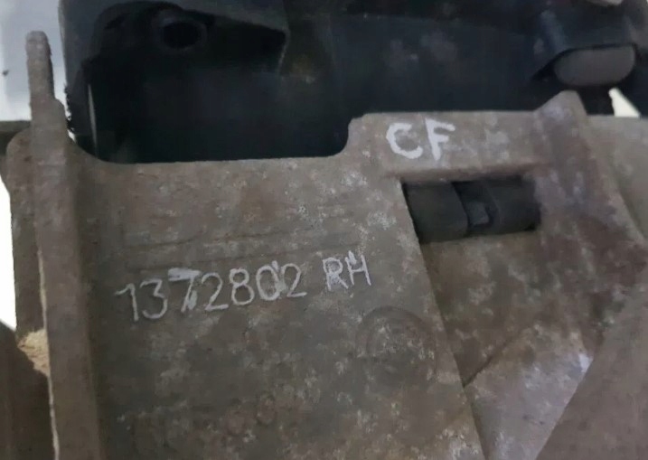 фото №3, Фара лампа комплектна з кронштейн права daf