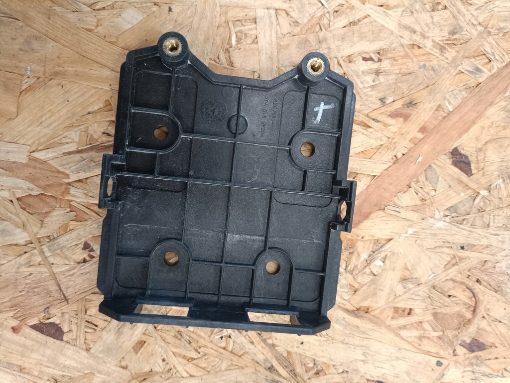 фото №3, Ford escape iv кронштейн слепая зона spot